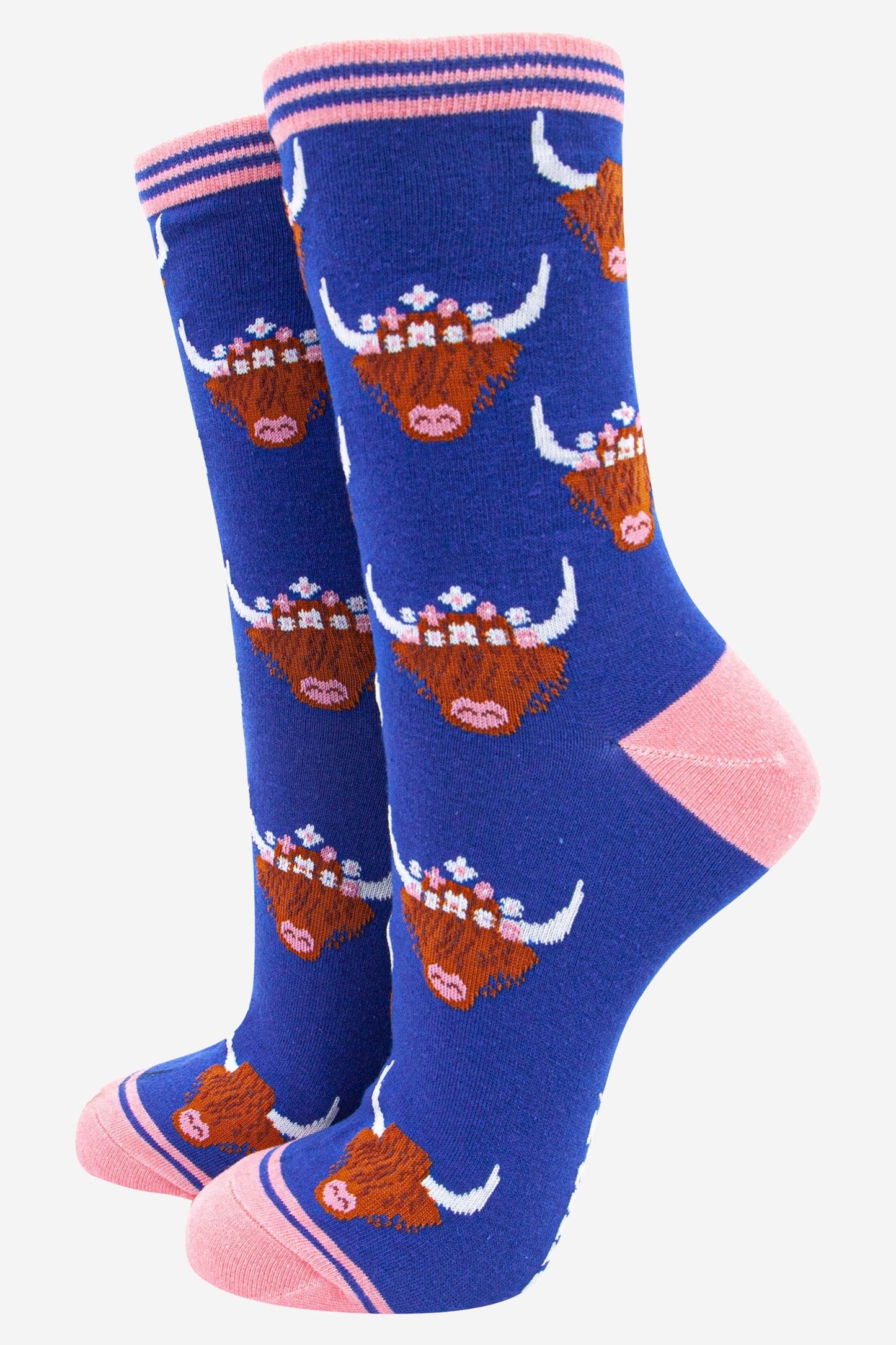 Women's Highland Cow With Floral Crown Bamboo Socks in Blue: UK 3-7 | EU 36-40