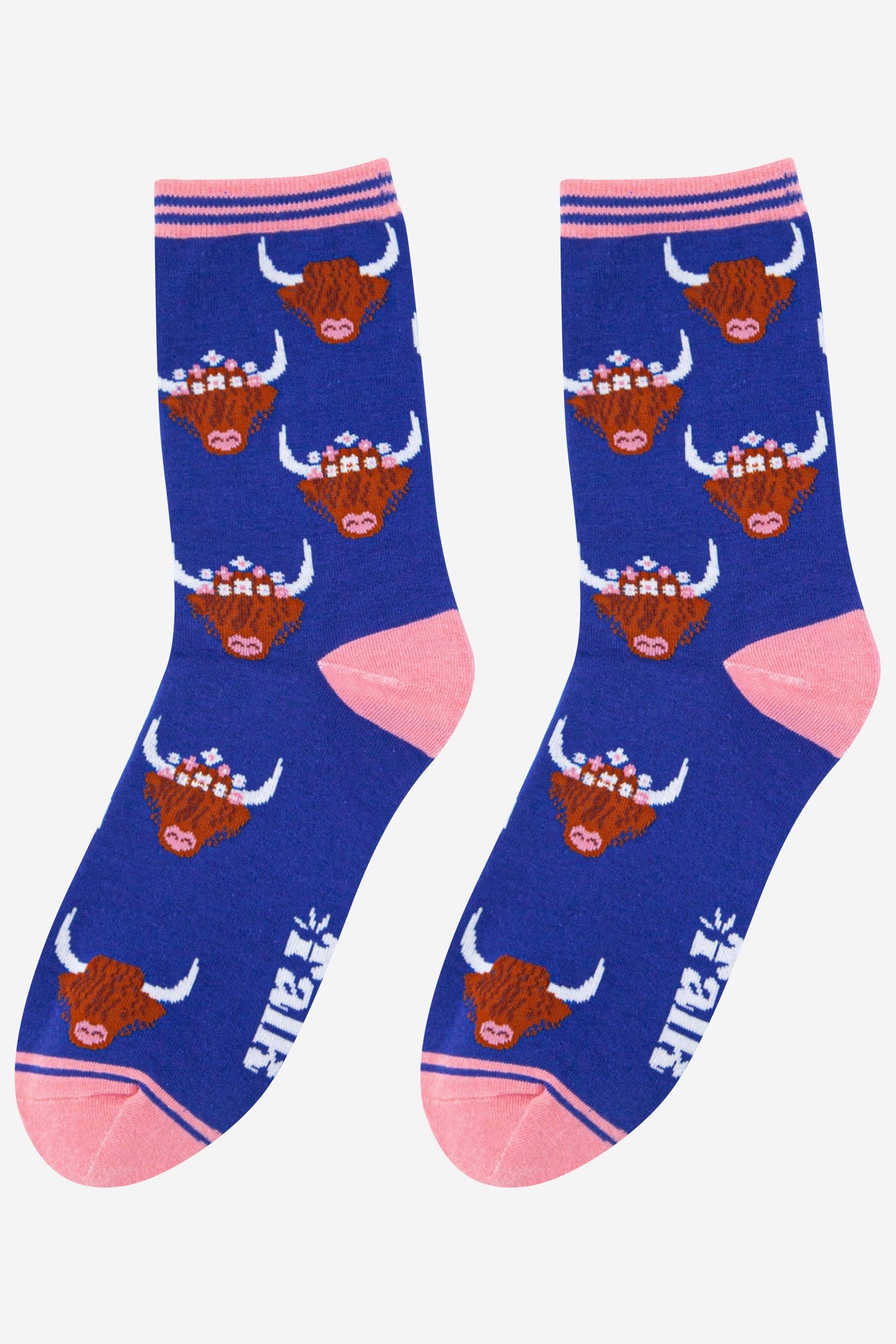 Women's Highland Cow With Floral Crown Bamboo Socks in Blue: UK 3-7 | EU 36-40