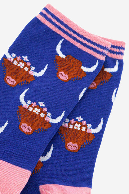 Women's Highland Cow With Floral Crown Bamboo Socks in Blue: UK 3-7 | EU 36-40